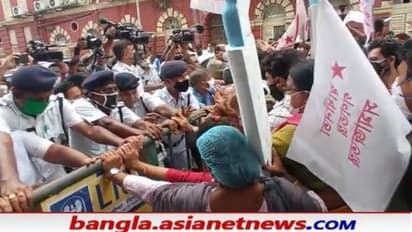 পেট্রোল-ডিজেল দাম বৃদ্ধিতে প্রতিবাদ বামেদের,পুলিশের সঙ্গে সংঘর্ষে গ্রেফতার সুজন সহ একাধিক