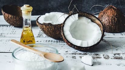 ಆಯಿಲ್ ಪುಲ್ಲಿಂಗ್ ಎಂದರೇನು? ಹಲ್ಲುಗಳ ಆರೈಕೆಗೆ ಇದು ಯಾಕೆ ಮುಖ್ಯ