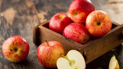 Health Benefits of Apples: రోజుకో ఆపిల్ తో ఎన్ని రోగాలు తగ్గుతాయో తెలుసా..!