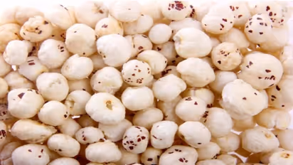 ಗರ್ಭಾವಸ್ಥೆಯಲ್ಲಿ ತಾಯಿ -ಮಗು ಇಬ್ರೂ ಚೆನ್ನಾಗಿರ್ಬೇಕು ಅಂದ್ರೆ ಮಖಾನ ತಿನ್ನಿ ! 