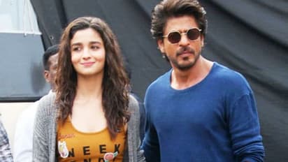 शाहरुख खान को मांगना पड़ा आलिया भट्ट से काम, बोले- मैं वक्त पर आऊंगा और प्रोफेशनल भी रहूंगा