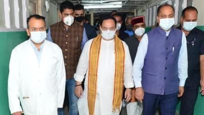 शिमला पहुंचे जेपी नड्डा, हॉस्पिटल में भर्ती कांग्रेस के पूर्व CM वीरभद्र से मुलाकात कर जाना उनका हाल