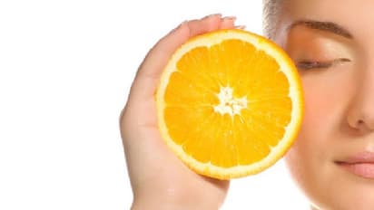 'സ്‌കിന്‍' ഭംഗിയാക്കാന്‍ വൈറ്റമിന്‍ സി; പക്ഷേ അതെങ്ങനെ ഉപയോഗിക്കും?