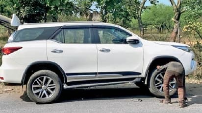 10 मिनट में चुरा ले गए 38 लाख की ऑटोमेटिक की-लेस सिक्योरिटी फीचर्स वाली कार, हाइटेक चोरी देख पुलिस हैरान