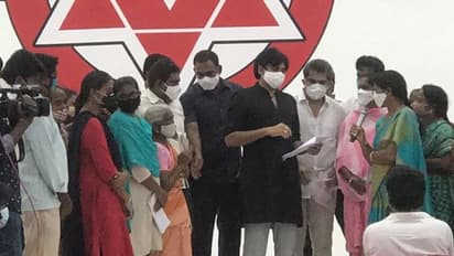 ఇలాంటి నాయకులు పాలిస్తుంటే మానభంగాలెలా ఆగుతాయి..: పవన్ సీరియస్