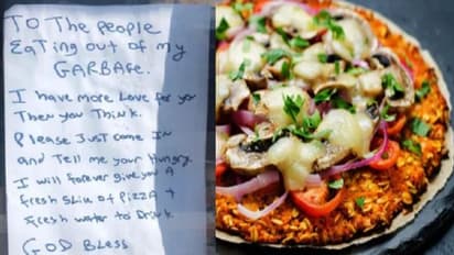 പിസ ഷോപ്പിന് മുന്നില് വ്യത്യസ്തമായ അറിയിപ്പ്; ഏറ്റെടുത്ത് സോഷ്യല് മീഡിയ