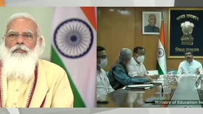 प्रधानमंत्री मोदी ने IIT के डायरेक्टर्स को संबोधित किया