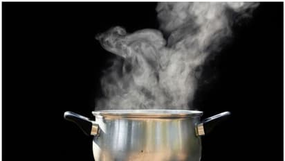 దారుణం.. యూనిఫాంలో మలవిసర్జన చేశాడని 7 ఏళ్ల విద్యార్థిపై వేడినీళ్లు పోసిన ఉపాధ్యాయుడు