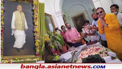 বামশূন্য বিধানসভায় জ্যোতি বসুর ১০৭ তম জন্মদিন পালন, শ্রদ্ধা জানালেন তৃণমূল বিধায়করা