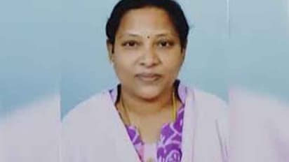 அதிர்ச்சி செய்தி.. 2 டோஸ் போட்டுக்கொண்டு 43 நாட்கள் சிகிச்சை பெற்று வந்த அரசு பெண் டாக்டர் கொரோனாவுக்கு பலி.!