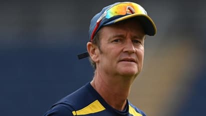 ശ്രീലങ്കന് ബാറ്റിംഗ് കോച്ച് ഗ്രാന്റ് ഫ്ലവറിന് കൊവിഡ്, ഇന്ത്യ-ശ്രീലങ്ക പരമ്പര പ്രതിസന്ധിയില്