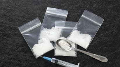 കാക്കനാട് മയക്കുമരുന്നുകേസ്: പ്രതികളുടെ ബാങ്ക് അക്കൌണ്ടിലേക്ക് പണം നിക്ഷേപിച്ചവർക്ക് എക്സൈസ് നോട്ടീസ്