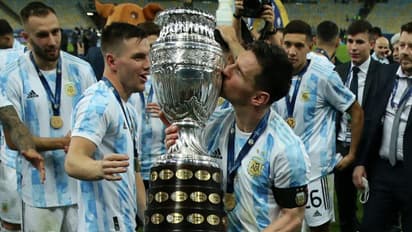 কোপা চ্যাম্পিয়ন হয়ে দেশে ফিরল আর্জেন্টিনা, জন জোয়ারে ভাসলেন মেসি-দি মারিয়ারা