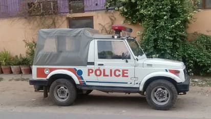 വീട്ടിൽ അതിക്രമിച്ച് കയറി, ഉറങ്ങിക്കിടക്കുന്ന യുവാവിനെ സഹോദരിയുടെ മുൻ ഭർത്താവ് കുത്തിക്കൊന്നു