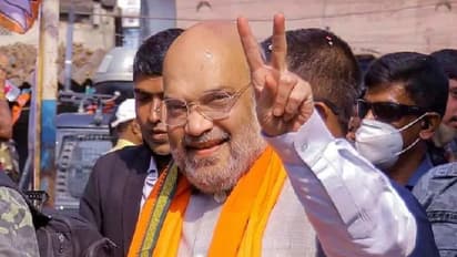 गुजरात पुलिस का अजीब फरमान: अमित शाह के दौरे के वक्त लोगों को खिड़की दरवाजे बंद रखने का आदेश..जानिए वजह