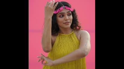 മഞ്ഞയിൽ തിളങ്ങി റിമ; ചിത്രങ്ങൾ കാണാം