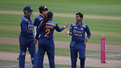 വനിതാ ട്വന്റി 20 റാങ്കിംഗില് ദീപ്തി ശര്മ്മയുടെ ഐതിഹാസിക കുതിപ്പ്; ഒന്നാംസ്ഥാനക്കാരിക്ക് കനത്ത ഭീഷണി