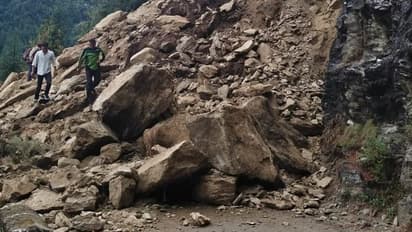 ಅಭಿವೃದ್ಧಿಯಾಗದೇ 3ನೇ ಸಲ ಕುಸಿದು ಬಿದ್ದ ಮಹಾಕೋಟೆ