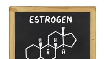 പ്രസവശേഷമുള്ള മുടികൊഴിച്ചിൽ; കാരണങ്ങൾ ഇതാകാം