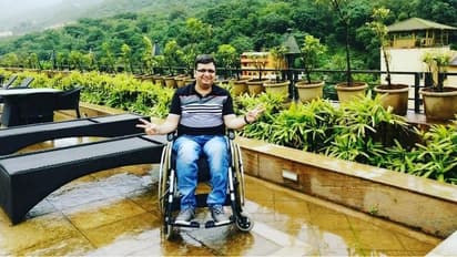 മുംബൈ സ്‌ഫോടന പരമ്പരയില്‍ നട്ടെല്ലു തകര്‍ന്നു; പക്ഷേ ജീവിതത്തോട് തോറ്റില്ല, ഈ യുവാവ്!