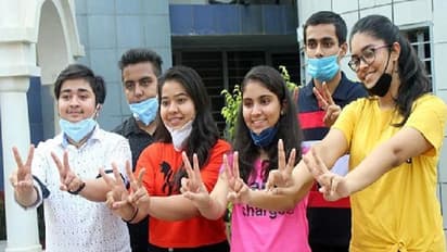 MP 10th Result: एमपी बोर्ड 10वीं का रिजल्ट घोषित, एक क्लिक पर यहां देखें..एक भी स्टूडेंट फेल नहीं