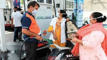 പെട്രോൾ വില കുറച്ച് തമിഴ്നാട്; ലിറ്ററിന് മൂന്നുരൂപ കുറയ്ക്കുമെന്ന് ബജറ്റ് പ്രഖ്യാപനം