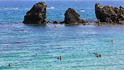 നഗ്നരുടെ നഗരം, എവിടെത്തിരിഞ്ഞാലും നഗ്നരായ ആളുകൾ മാത്രം, കൊറോണ പടർന്ന് പിടിക്കുന്നു