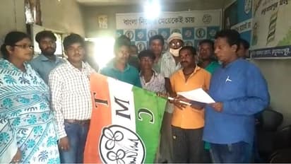 'ভুল বুঝে' দলবদল করেছিলেন, ফের তৃণমূলে পুরুলিয়ার একাধিক বিজেপি নেতা