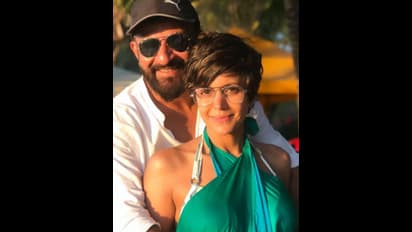 ভ্যালেন্টাইন্স ডে-তে স্বামীর স্মৃতিতে ভাসলেন মন্দিরা, বিবাহ বার্ষিকীতে চোখে জল