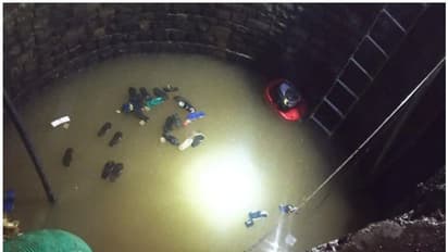 అనుమానం : భర్తతో మాట్లాడిందని.. పక్కింటి మహిళను, ఆమె పిల్లల్ని బావిలోకి తోసేసి....