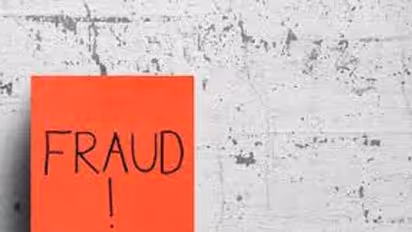 కి‘లేడీ’..పోలీసు కేసుల్లో ఇరుక్కున్న వాహనాలను తక్కువ ధరకు ఇప్పిస్తానని.. లక్షల్లో మోసం…