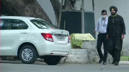 आजकल में सिद्धू को मिल सकती है पंजाब कांग्रेस की कमान, दिल्ली आकर हाईकमान को किया रजामंद