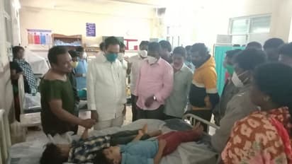 కన్నతల్లే ముగ్గురు పిల్లలను కడతేర్చి, తానూ...కాటికి చేరింది!