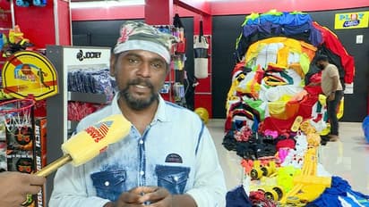 ഫുട്ബോളും ജേഴ്‌സിയും കൊണ്ട് മെസിയുടെ ത്രിമാന രൂപം; മധുരക്കോപ്പയ്‌ക്ക് ഡാവിഞ്ചി സുരേഷ് സ്റ്റൈല്‍ ആഘോഷം