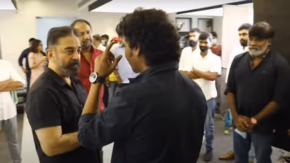 വിജയ് സേതുപതിയെയും ഫഹദിനെയും സ്വാഗതം ചെയ്ത് കമല് ഹാസന്; 'വിക്രം' ലൊക്കേഷന് വീഡിയോ