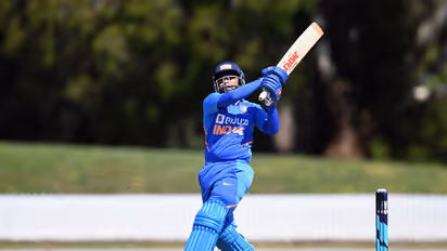 பிரித்வி ஷா அதிரடி அரைசதம்.. 2வது ஒருநாள் போட்டியில் நியூசி., ஏ அணியை வீழ்த்தி தொடரை வென்றது இந்தியா ஏ