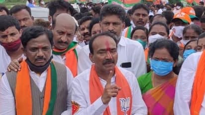 ఖబర్దార్... చిల్లర వేషాలు వేస్తే వదిలిపెట్టబోం...: కేసీఆర్ కు ఈటల వార్నింగ్ (వీడియో)