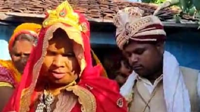 ये है सच्ची मोहब्बत: नेत्रहीन लड़की से हुआ प्यार, घरवालों के खिलाफ जाकर अकेला ही बारात लेकर पहुंचा दूल्हा
