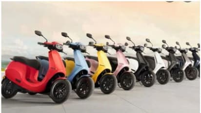 ഈ സ്കൂട്ടര് എത്തുക 10 നിറങ്ങളില്; ഇനി 'കളറാകും' സ്കൂട്ടര് വിപണി!