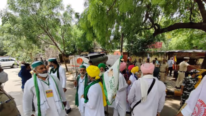 കർഷകരുടെ മഹാപഞ്ചായത്ത്: ദില്ലി അതിർത്തികളിൽ സുരക്ഷ കൂട്ടി,താങ്ങുവിലയിൽ സർക്കാര് സമിതി ആദ്യ യോഗം ഇന്ന്