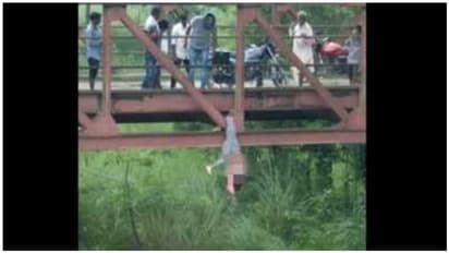 ஜீன்ஸ் பேண்ட் அணிந்ததற்காக அடித்துக் கொள்ளப்பட்ட 17 வயது சிறுமி... கொரூர தாத்தா கைது..!