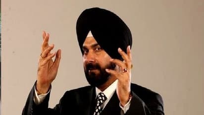 छा गए गुरु: सिद्धू की ताजपोशी कल: CM कैप्टन की मौजदूगी में संभालेंगे पदभार..जानिए कैसे बनी बात!