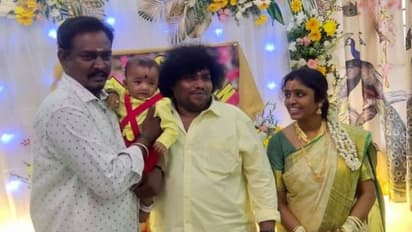 Yogi Babu: தீபாவளியன்று இரண்டாவது குழந்தைக்கு தந்தையான யோகி பாபு..! குவியும் வாழ்த்து..!