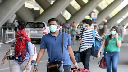 ದೇಶದಲ್ಲಿ 42,982 ಹೊಸ ಕೊರೋನಾ ಕೇಸ್ ಪತ್ತೆ, ಲಾಕ್‌ಡೌನ್ ಆತಂಕದಲ್ಲಿ ಜನತೆ!