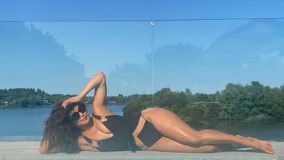 আসুক পরিবর্তন, বলিউডকে জ্ঞান দিতেই বিপাকে প্রিয়ঙ্কা, সেই কারণেই কি কমছে ছবির সংখ্যা