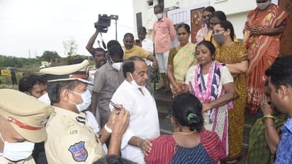 అధైర్య పడకండి... అన్ని విధాలా అండగా ఉంటాం: ముంపు ప్రాంతాల ప్రజలకు ఇంద్రకరణ్ రెడ్డి భరోసా