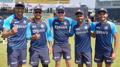 INDvSL;  ಟಿ20 ಪಂದ್ಯಕ್ಕೆ ಟೀಂ ಇಂಡಿಯಾದಲ್ಲಿ ಯಾರಿಗೆ ಚಾನ್ಸ್? ಇಲ್ಲಿದೆ ಸಂಭವನೀಯ ಪ್ಲೇಯಿಂಗ್ 11!