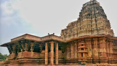 రామప్ప దేవాలయానికి అరుదైన గౌరవం.. ప్రపంచ వారసత్వ సంపద యునెస్కో గుర్తింపు