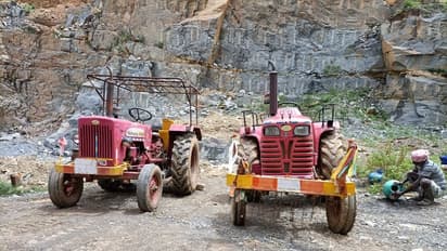 ಅಕ್ರಮ ಸ್ಫೋಟಕ ವಸ್ತುಗಳನ್ನು ವಶಕ್ಕೆ ಪಡೆದ ಹಾವೇರಿ ಪೊಲೀಸರು