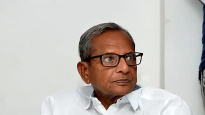 వీఆర్ఏ, వీఆర్వోలు గ్రామాలకు పట్టిన పీడ.. వైసీపీ ఎమ్మెల్యే చెన్నకేశవ రెడ్డి సంచలన వ్యాఖ్యలు